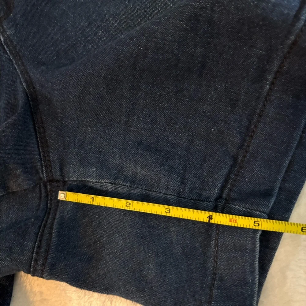 Gloria Vanderbilt  Jean Shorts - Picture 4 of 4